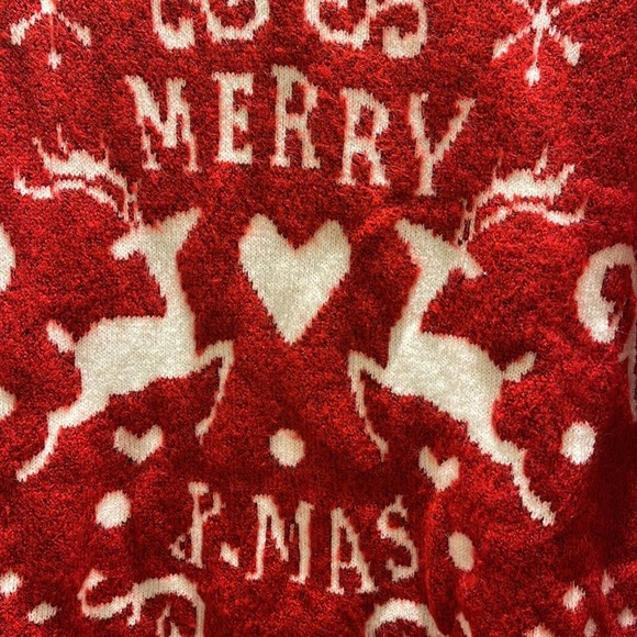 NWT MERRY X-MAS long Sleeve Red Sweater. - Picture 7 of 8